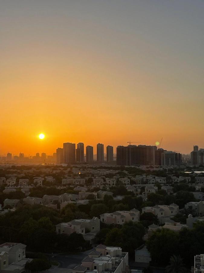 Great View, Dubai Sportcity, Parking Included, Nice Apartments Zewnętrze zdjęcie