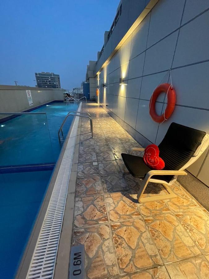 Great View, Dubai Sportcity, Parking Included, Nice Apartments Zewnętrze zdjęcie
