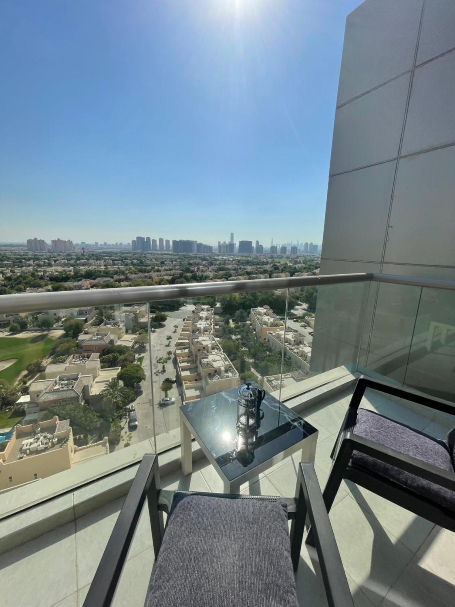 Great View, Dubai Sportcity, Parking Included, Nice Apartments Zewnętrze zdjęcie