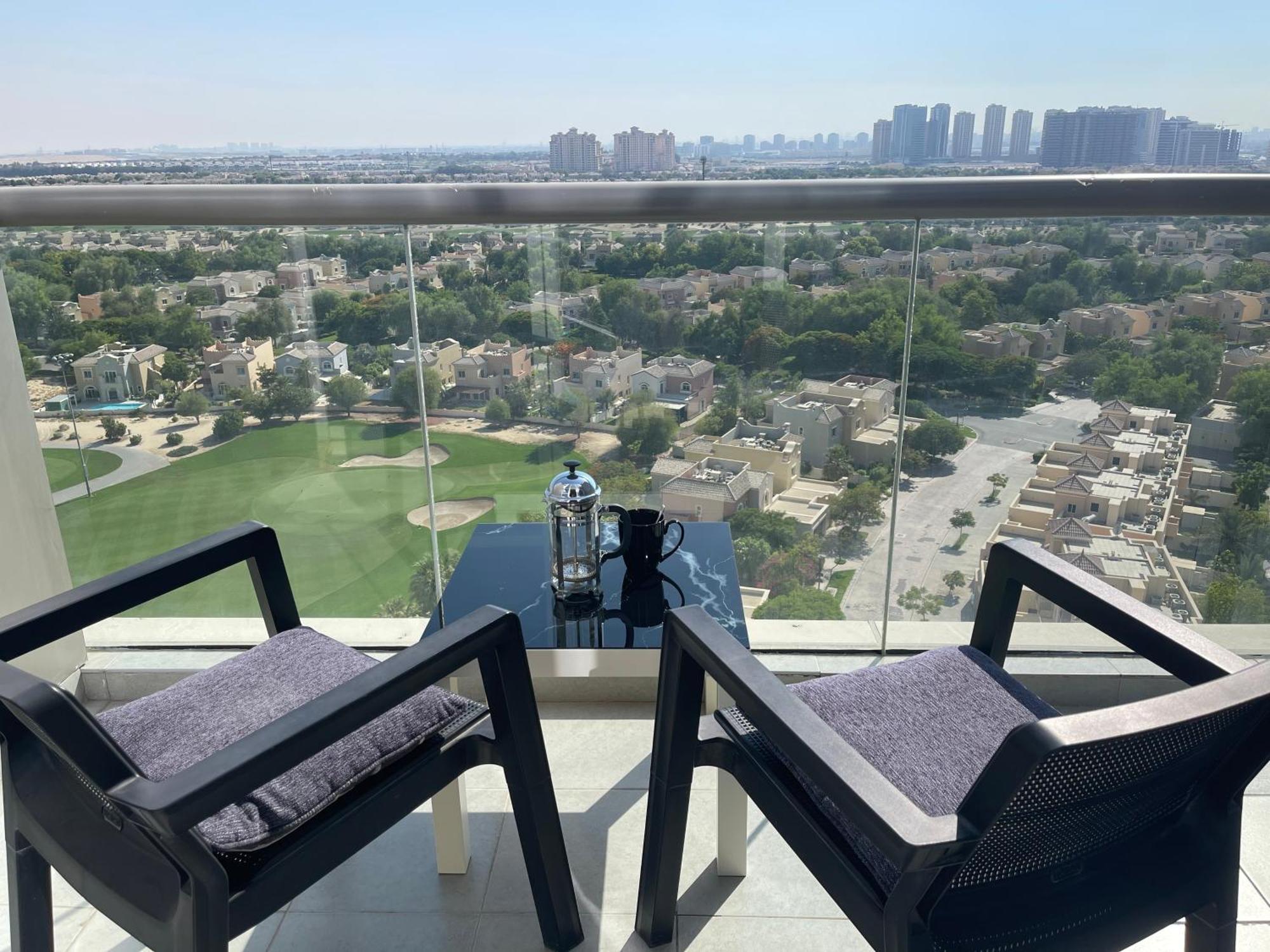 Great View, Dubai Sportcity, Parking Included, Nice Apartments Zewnętrze zdjęcie